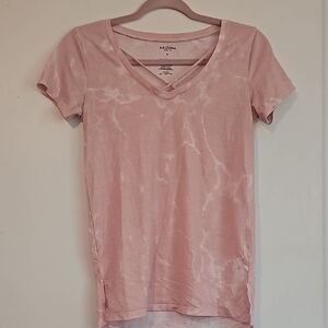 Arizona Jean Company Women's Pink Tie-Dye V-Neck Top